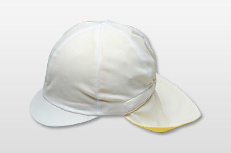 タレ付きカラー帽子　白